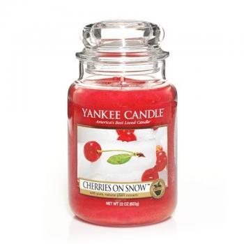 Yankee Candle 623g - Cherries on Snow - Housewarmer Duftkerze großes Glas